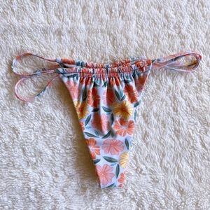 SOLD 🌸 benoa haleiwa anini bottoms